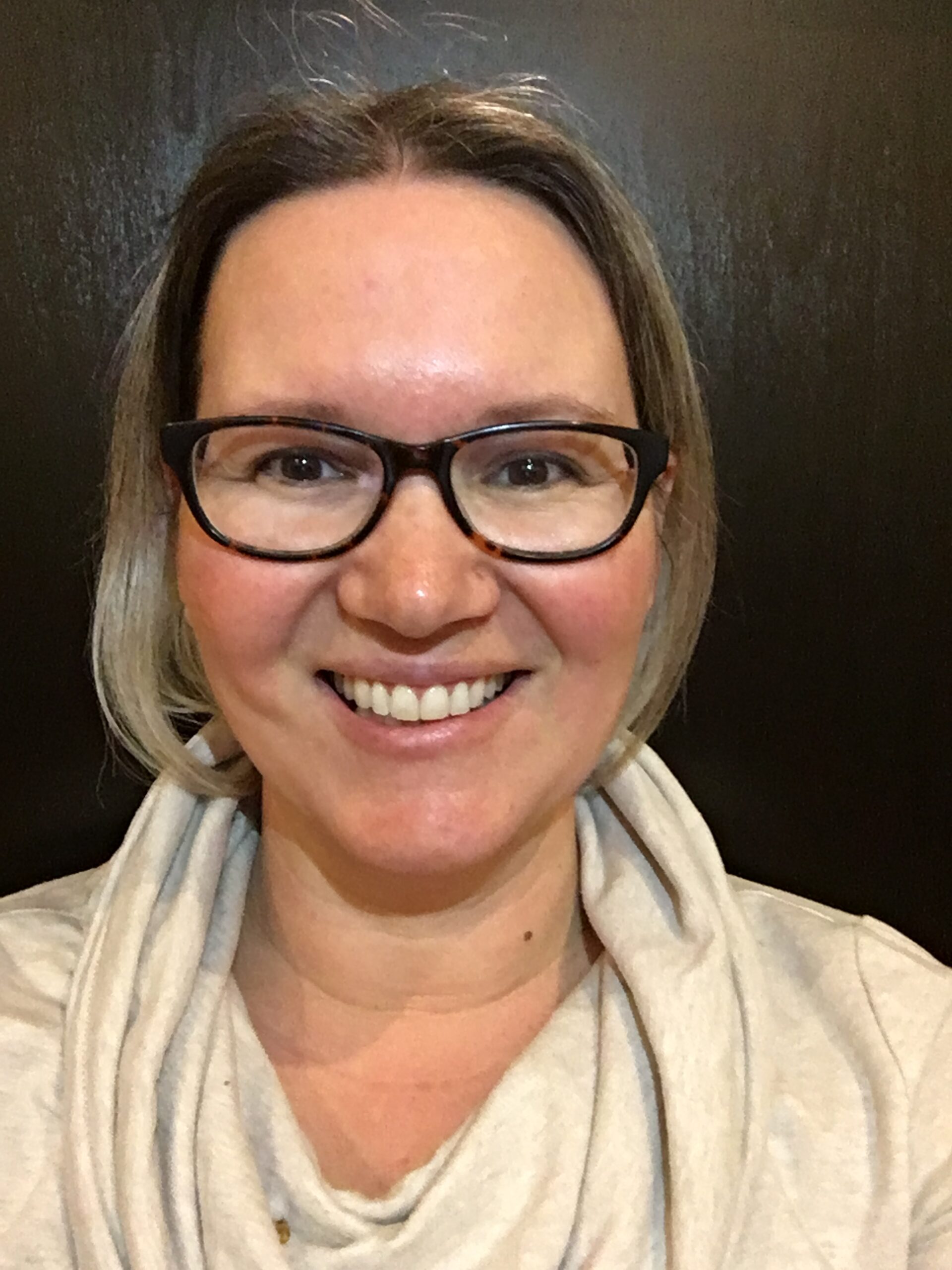 Cynthia Wagner 2024 Headshot